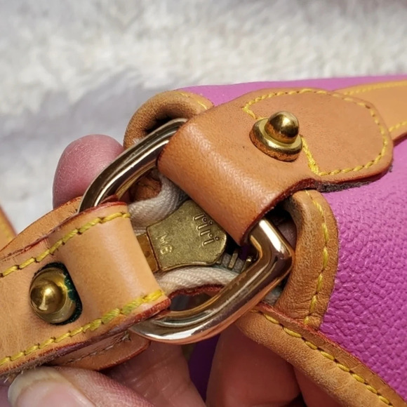 Dooney& Bourke Pink pebbled Leather shoulder bag - Picture 6 of 13